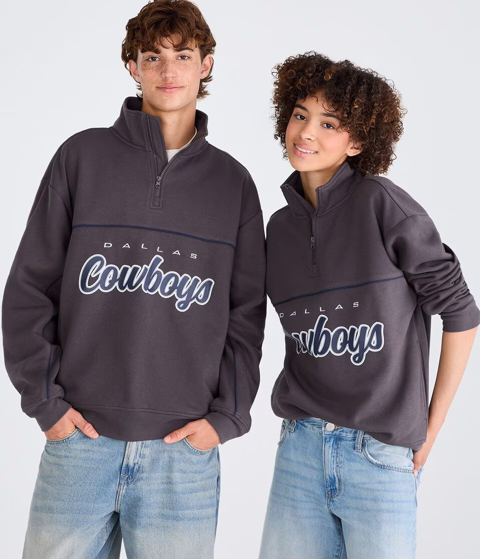Dallas Cowboys Quarter-Zip Sweatshirt